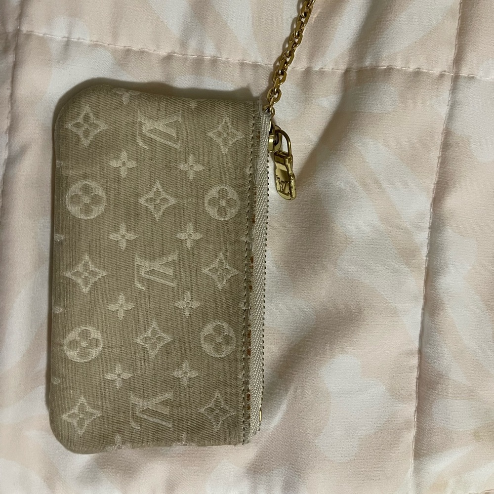 Authentic Louis Vuitton card wallet